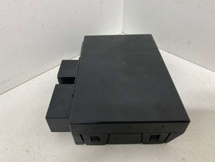 Audi Q7 (2005 - 2009)  4E0907383E Блок управления крюка для прицепа