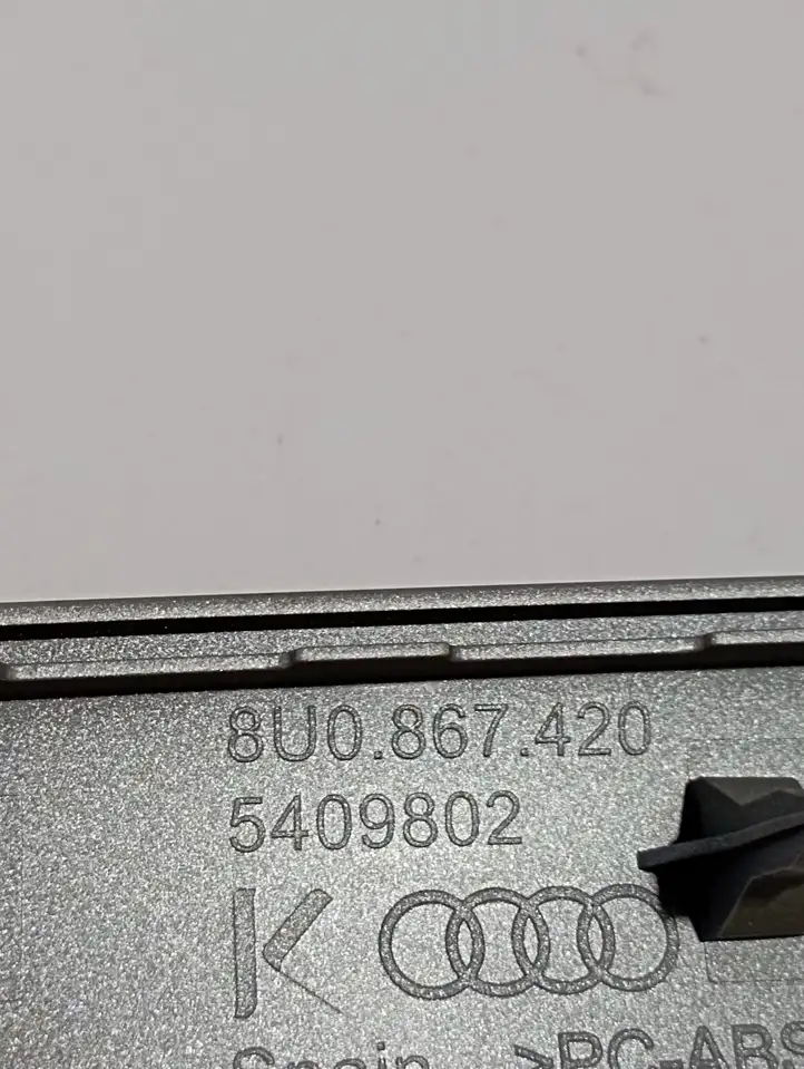 (2014 - 2018) 8U1853190A Декоративная планка — фото 6