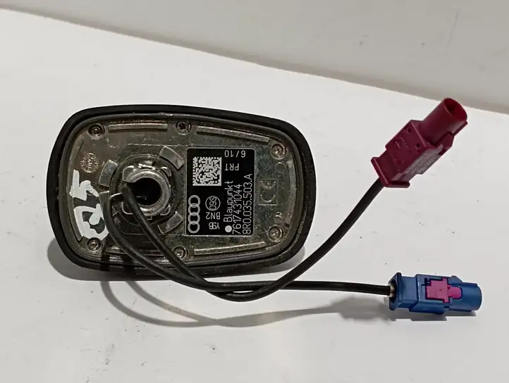 Audi Q5 SQ5 (2012 - 2017) 8R0035503A GPS антенна — фото 2
