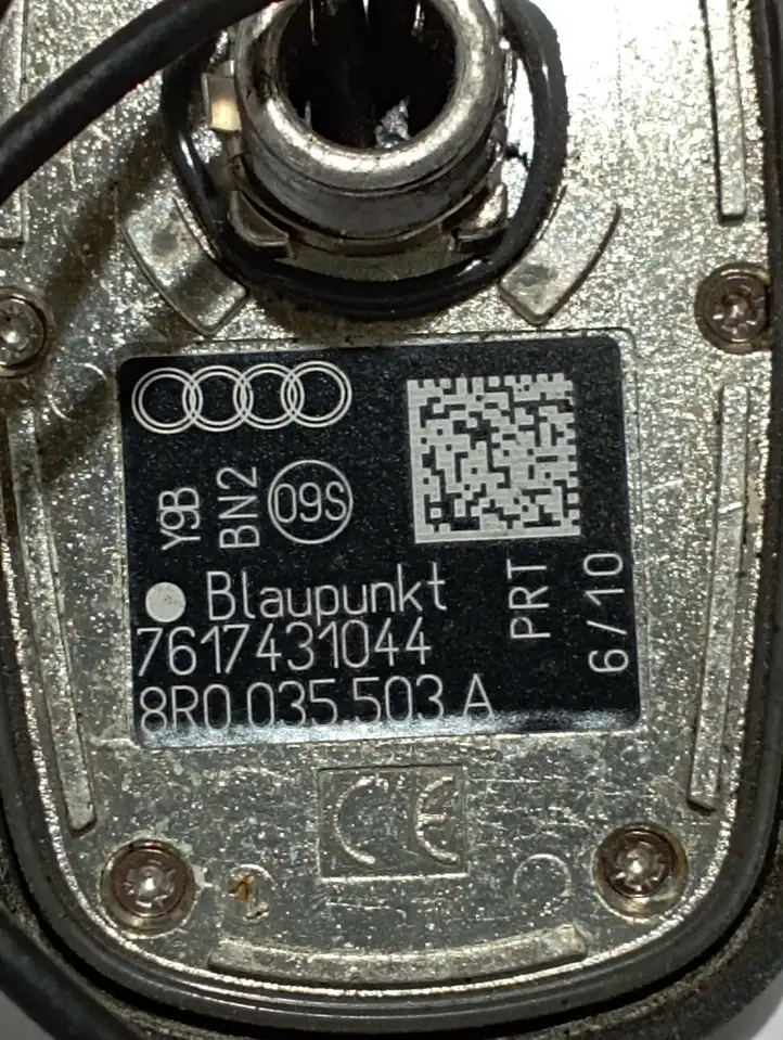 Audi Q5 SQ5 (2012 - 2017) 8R0035503A GPS антенна — фото 5