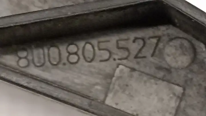 (2014 - 2018) 8U0805527 Кронштейн панели радиатора — фото 3