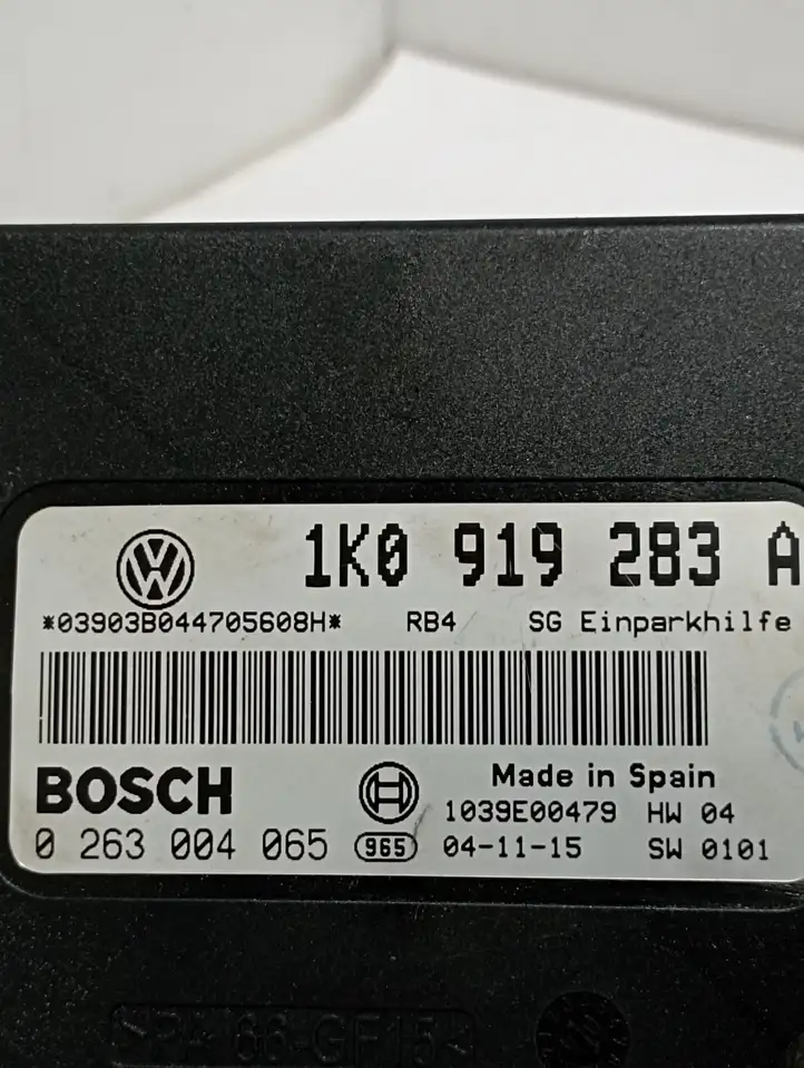 Volkswagen Golf V (2003 - 2009) 1K0919283A Блок управления парктрониками — фото 3