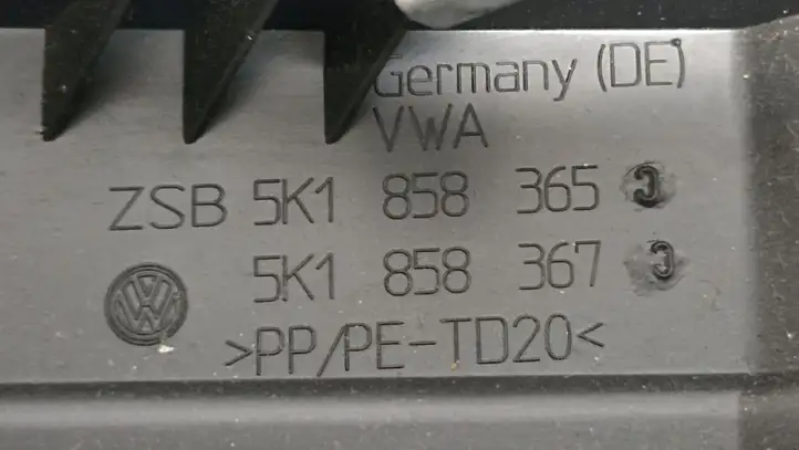 Volkswagen Golf VI (2009 - 2013) 5K1858365 Нижняя отделка панели приборов — фото 4