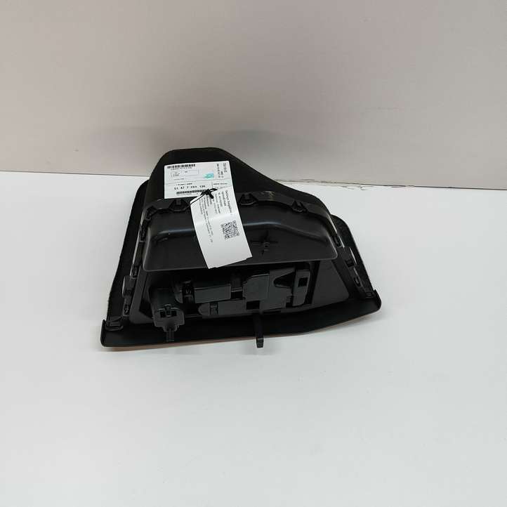 BMW 4 F32 F33 (2013 - 2017)  7284136 Боковая панель