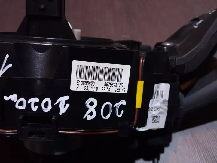 Peugeot 208 (2015 - 2019) 98235557ZD02 Контактное кольцо SRS — фото 8