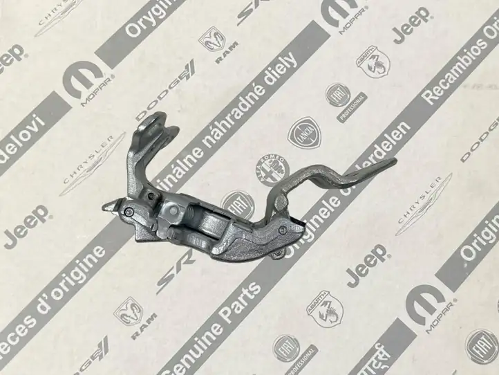 Fiat Ducato (2007 - 2014) 53385949 Нижняя петля багажной двери — фото 3