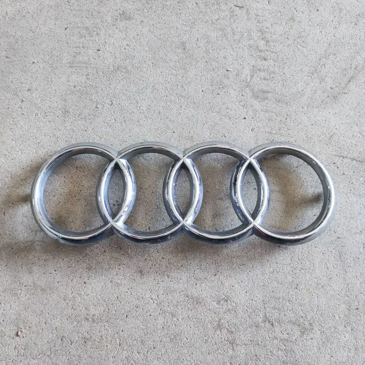 Audi A6 C7 (2011 - 2014) 4H0853605C Эмблема автомобиля — фото 1