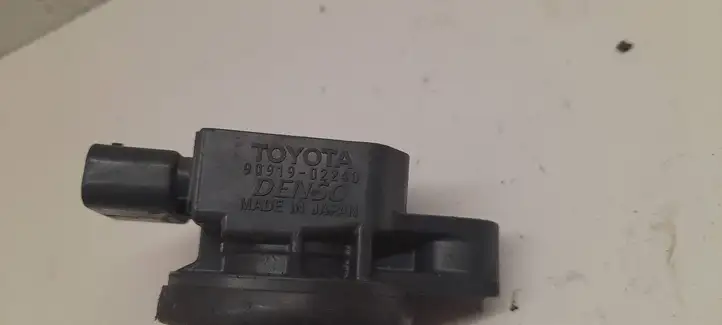 Toyota Prius (XW20) (2003 - 2009) 9091902240 Катушка зажигания — фото 2