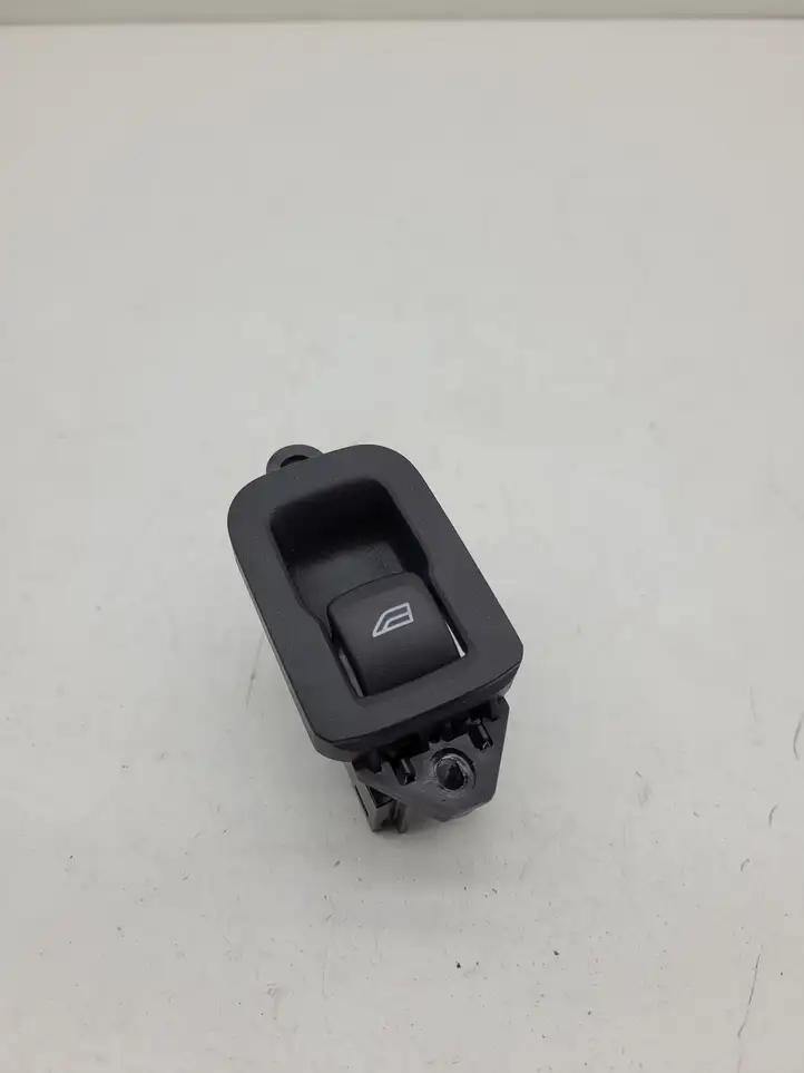 Volvo XC60 (2013 - 2017) 31394841 Кнопка стеклоподъемников — фото 3