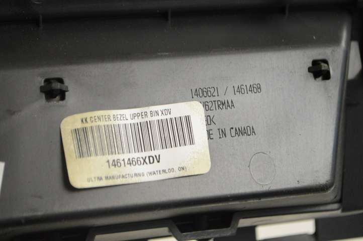 Jeep Cherokee (2001 - 2007)  1461466XDV Другая центральная деталь консоли (туннеля)