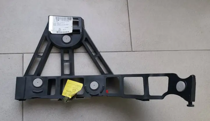 Opel Zafira B (2008 - 2014) 13100355 Кронштейн заднего бампера — фото 1