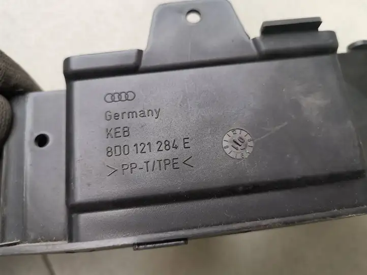 Audi A4 S4 B5 8D (1999 - 2001) 8D0121284E Воздуховод интеркулера — фото 4