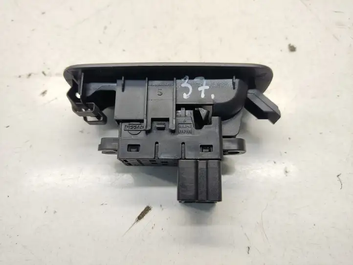 Nissan Qashqai (2006 - 2010) 25411JD000 Блок кнопок стеклоподъемников — фото 4
