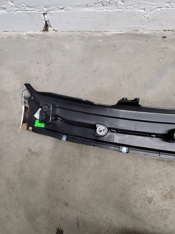Volvo XC60 (2013 - 2017) 31307723 Отделка порога багажника — фото 4