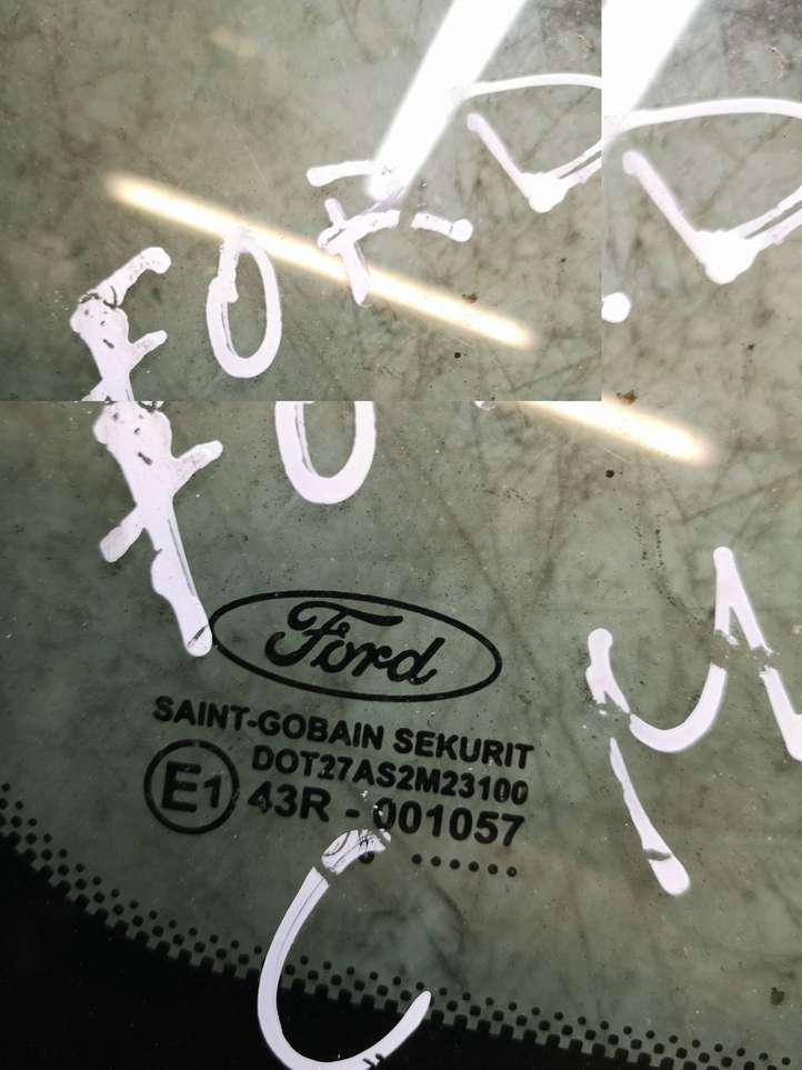 Ford C-Max (2003 - 2007)  43R001057 Маленькое стекло 