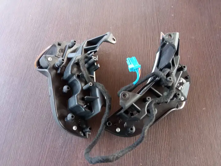 Citroen C4 (2011 - 2016) 96720514ZD Кнопки на рулевом колесе — фото 3