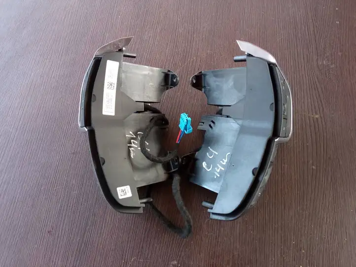 Citroen C4 (2011 - 2016) 96720514ZD Кнопки на рулевом колесе — фото 4