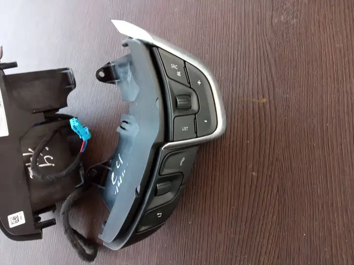 Citroen C4 (2011 - 2016) 96720514ZD Кнопки на рулевом колесе — фото 5