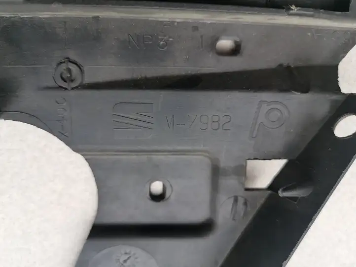 Seat Cordoba (6K) (1999 - 2002) 6K0807183 Кронштейн переднего бампера — фото 3