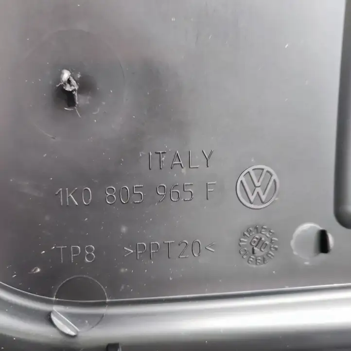 Audi A3/S3 8P (2004 - 2008) 1K0805965F Детали воздухозаборника — фото 4