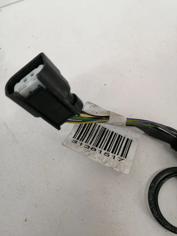 Volvo XC60 (2013 - 2017) 31381517 Прочая электропроводка — фото 3