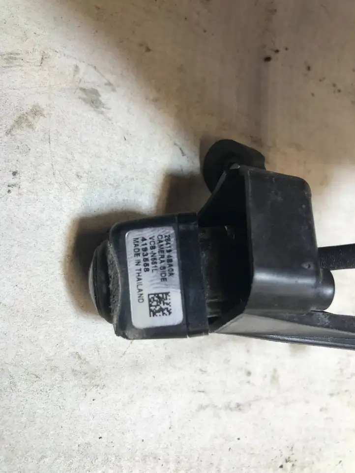 Nissan Qashqai (2013 - 2017) 284194BA0A Камера в зеркале заднего вида — фото 2