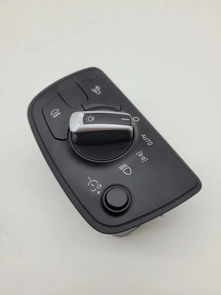 Audi A7 S7 4G (2010 - 2014) 4G0941531E Включатель фонарей — фото 3