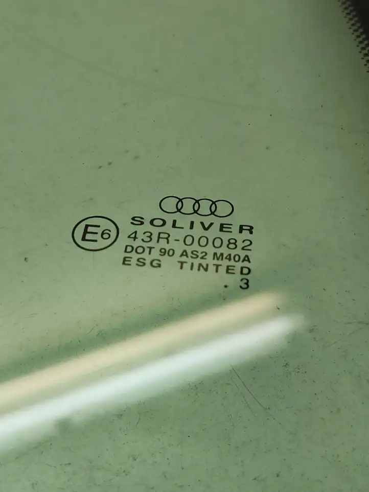 Audi A4 S4 B6 8E 8H (2000 - 2006) 43R00082 Заднее боковое стекло — фото 2