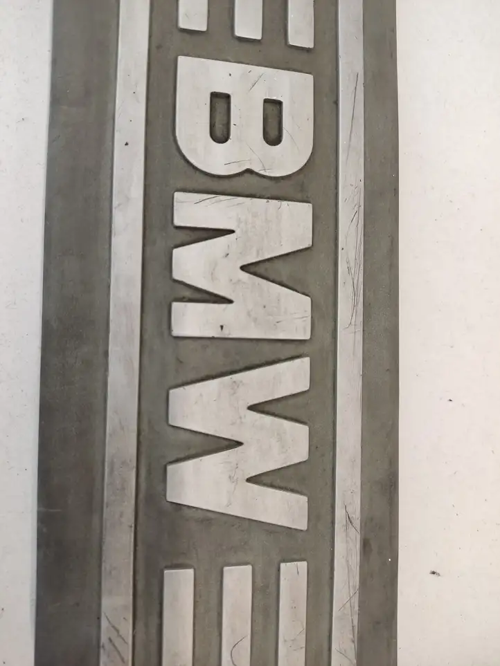 BMW 5 E39 (1996 - 2003) 7786740 Крышка двигателя декоративная — фото 3