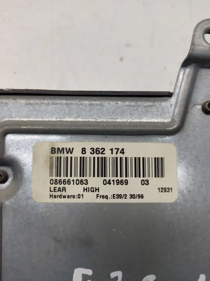 BMW 5 E39 (1996 - 2003) 8362174 Усилитель звука — фото 2