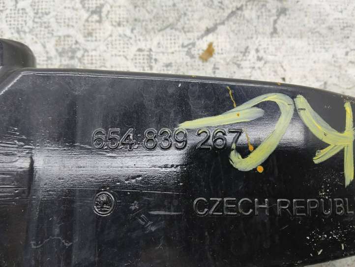Skoda Kamiq (2019 - )  654839267 Ограничитель открывания задней двери