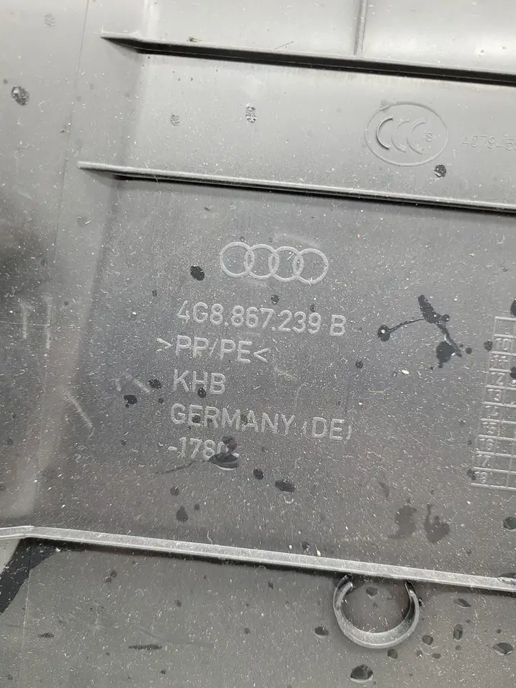 Audi A7 S7 4G (2010 - 2014) 4G8867239B Нижняя обшивка стойки B — фото 8