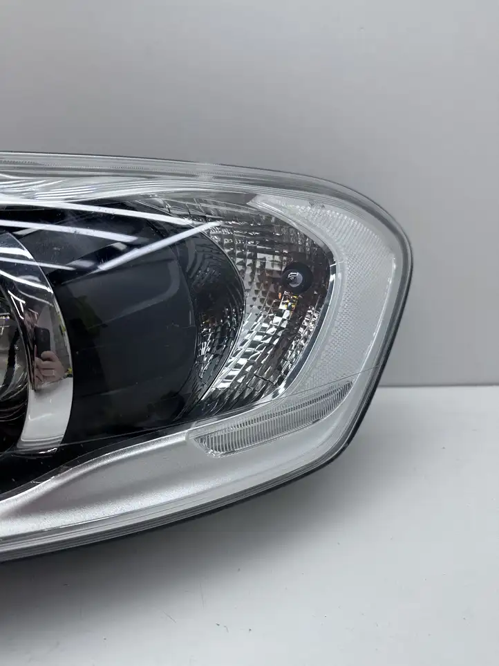 Volvo XC60 (2013 - 2017) 31698810 Передняя фара — фото 8