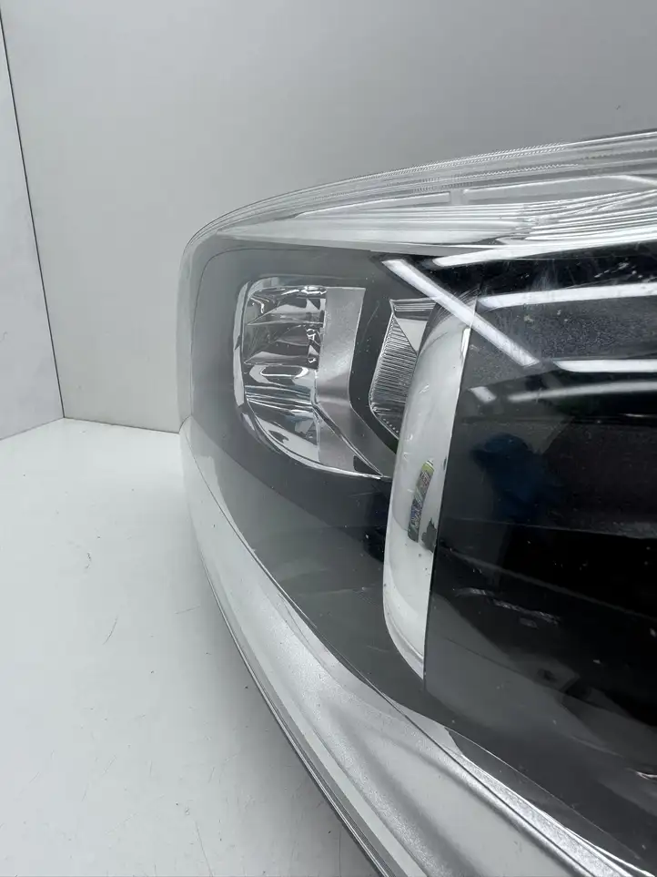Volvo XC60 (2013 - 2017) 31698810 Передняя фара — фото 14
