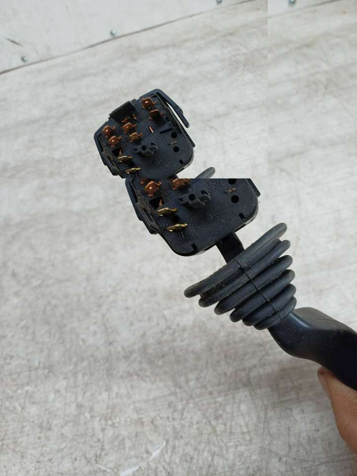 Opel Zafira (1999 - 2003)  090481242 Ручка стеклоочистителей