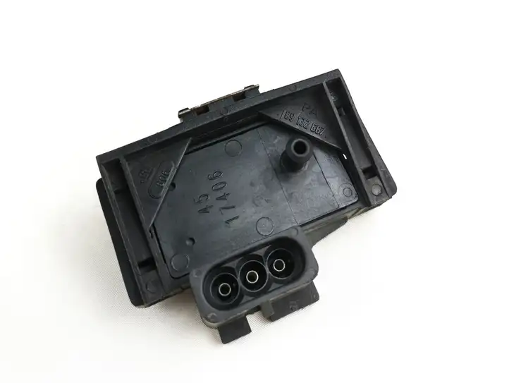 Opel Astra G (1998 - 2004) 09132687 Датчик давления воздуха впуска — фото 2