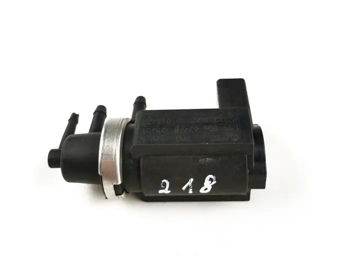 Audi A4 S4 B6 8E 8H (2000 - 2006) 059906627b Соленоид турбины — фото 3