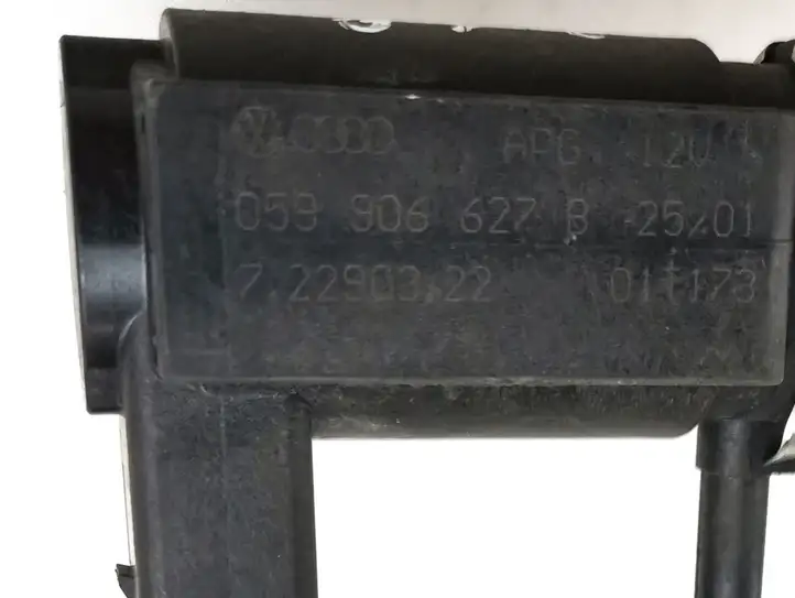 Audi A4 S4 B6 8E 8H (2000 - 2006) 059906627b Соленоид турбины — фото 4