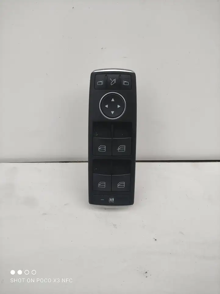Mercedes-Benz E W212 (2009 - 2016) A2049055402 Блок кнопок стеклоподъемников — фото 2