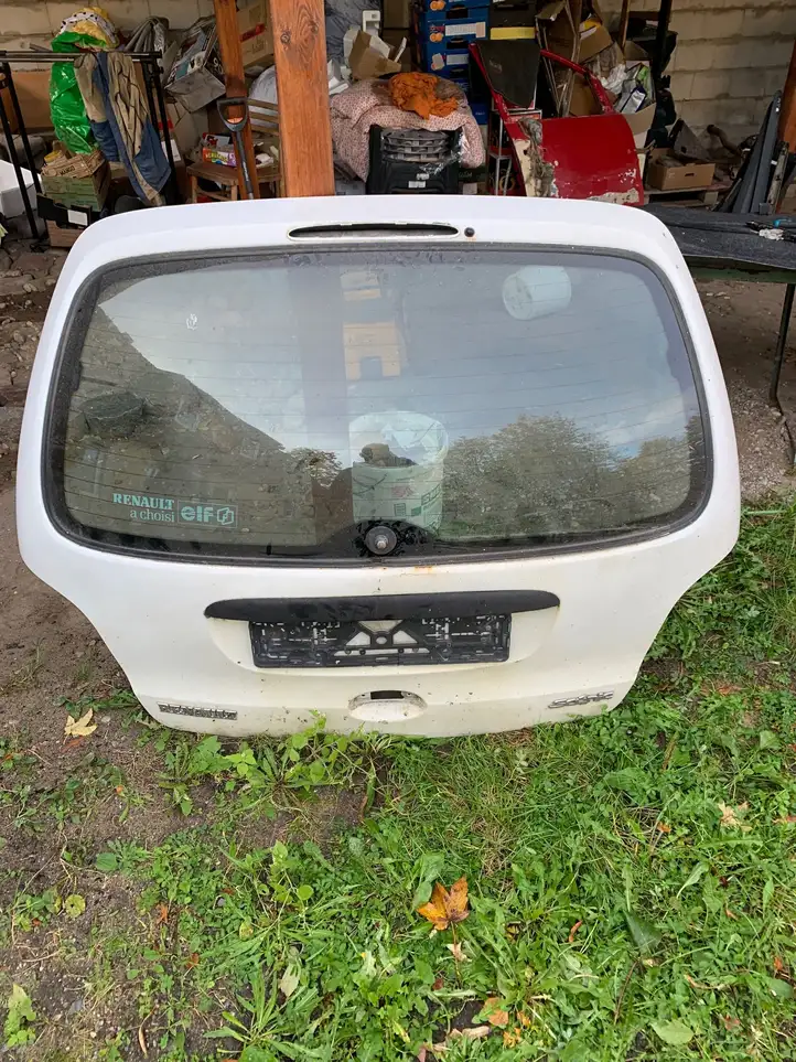 Renault Scenic I (1996 - 2003) Крышка багажника — фото 1
