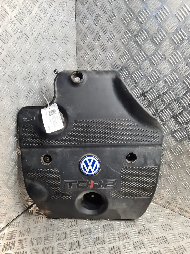 Volkswagen Golf IV (1998 - 2005) 038103925E Крышка двигателя декоративная — фото 1