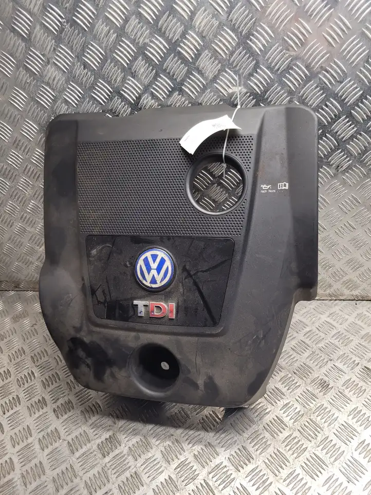 Volkswagen Golf IV (1998 - 2005) 038103925BH Крышка двигателя декоративная — фото 1