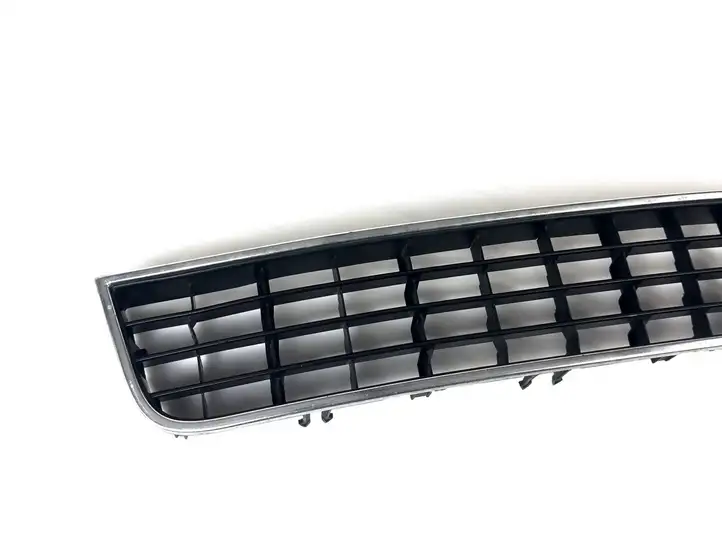 Audi A6 S6 C5 4B (2001 - 2004) 4b0807683l Нижняя решетка переднего бампера — фото 2