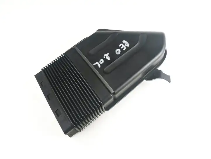 Audi A4 S4 B7 8E 8H (2004 - 2009) 8e0129617d Детали воздухозаборника — фото 2