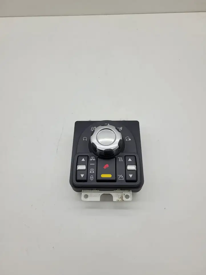 Land Rover Discovery 4 - LR4 (2009 - 2013) AH2214B596AC Включатель блокировки дифференциалов — фото 1