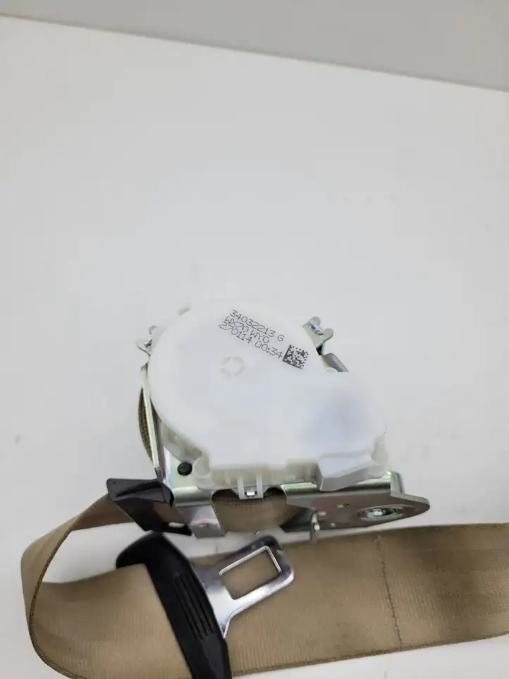 Volkswagen PASSAT B7 (2011 - 2014) 34032213G Задний ремень безопасности — фото 2