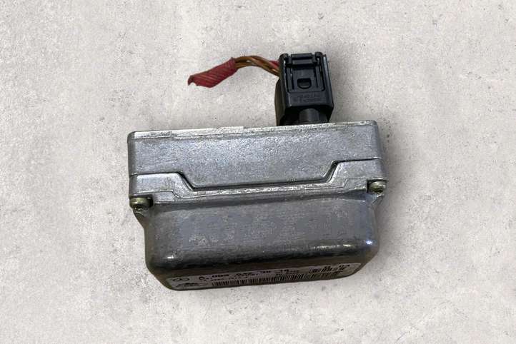 Mercedes-Benz C W203 (2000 - 2007)  A0035423918 Датчик ESP (системы стабильности) (датчик курсовой устойчивости))