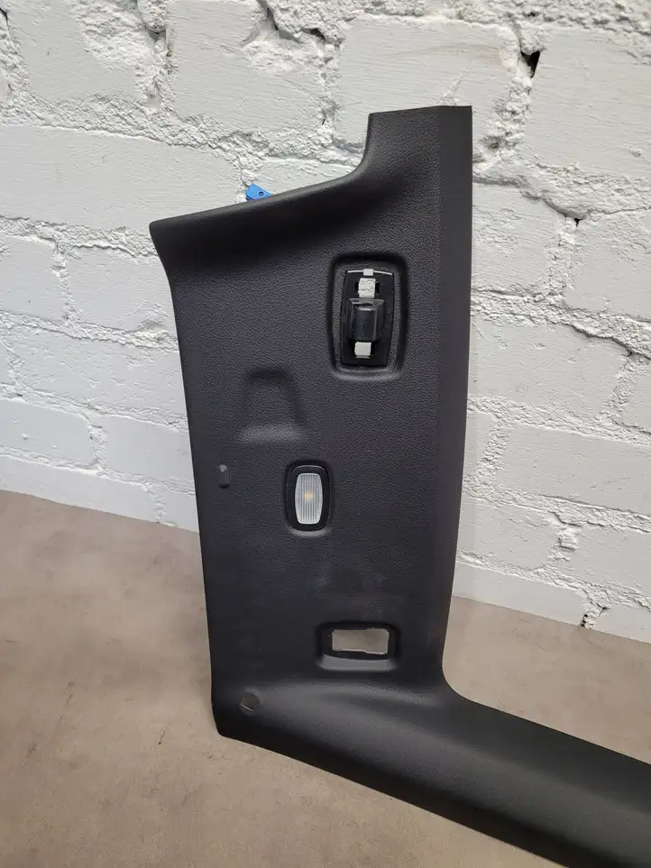 Mercedes-Benz E W238 (2017 - ) A2386902500 Нижняя обшивка стойки B — фото 2