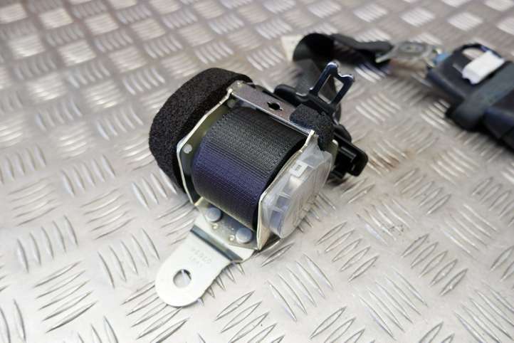 Lexus GS 250 300 350 300h 450h (2015 - 2020)  7348030311 Средний ремень безопасности ()