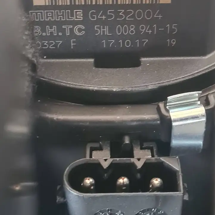 BMW X5 F15 (2013 - 2017) 9266627 Воздуховоды системы отопления/климатики — фото 2